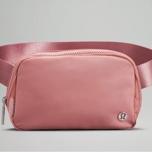 NWT Lululemon Belt Bag in Pink Pastel